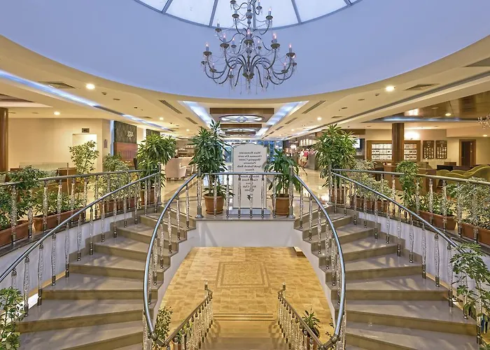 Lilyum & Semesteranläggning (resort) 4*