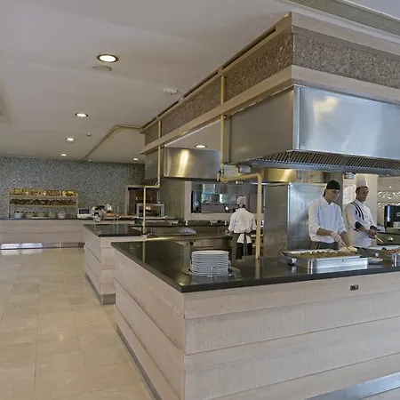 Üdülőközpont Lilyum & 4*