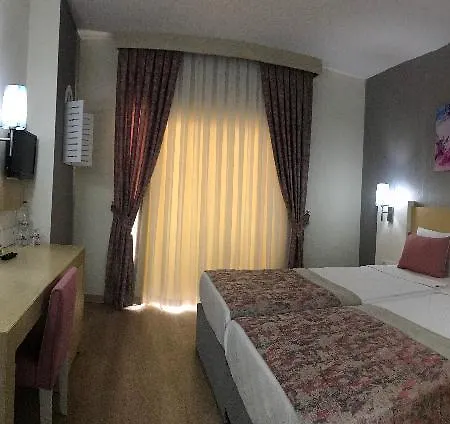 Lilyum & 4*